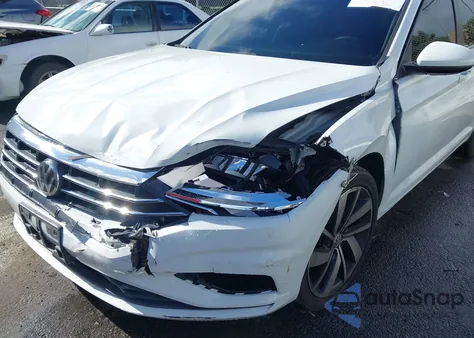 2019 Volkswagen Jetta 1.4T R-Line/1.4T S/1.4T Se из США, поврежденный, VIN 3VWC57BU8KM249876